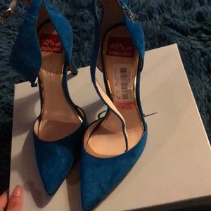 Jessica Simpson heels